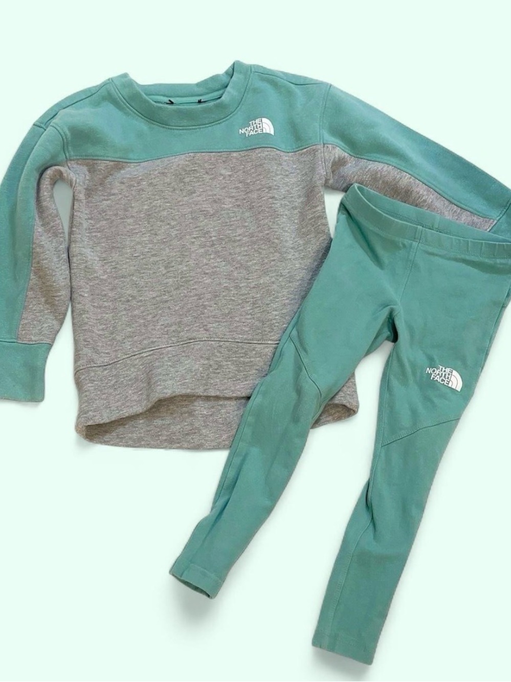 The North Face Teal & Gray 4T Girls' Pullover Sweatshirt and Teal Leggings Set